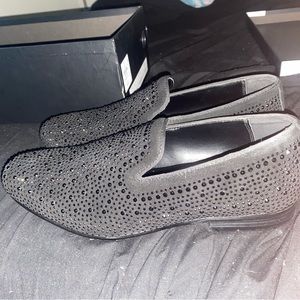 fancy dress shoes only wore once